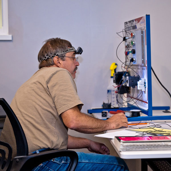 Self-Paced Programs at Maine Electrical Institute